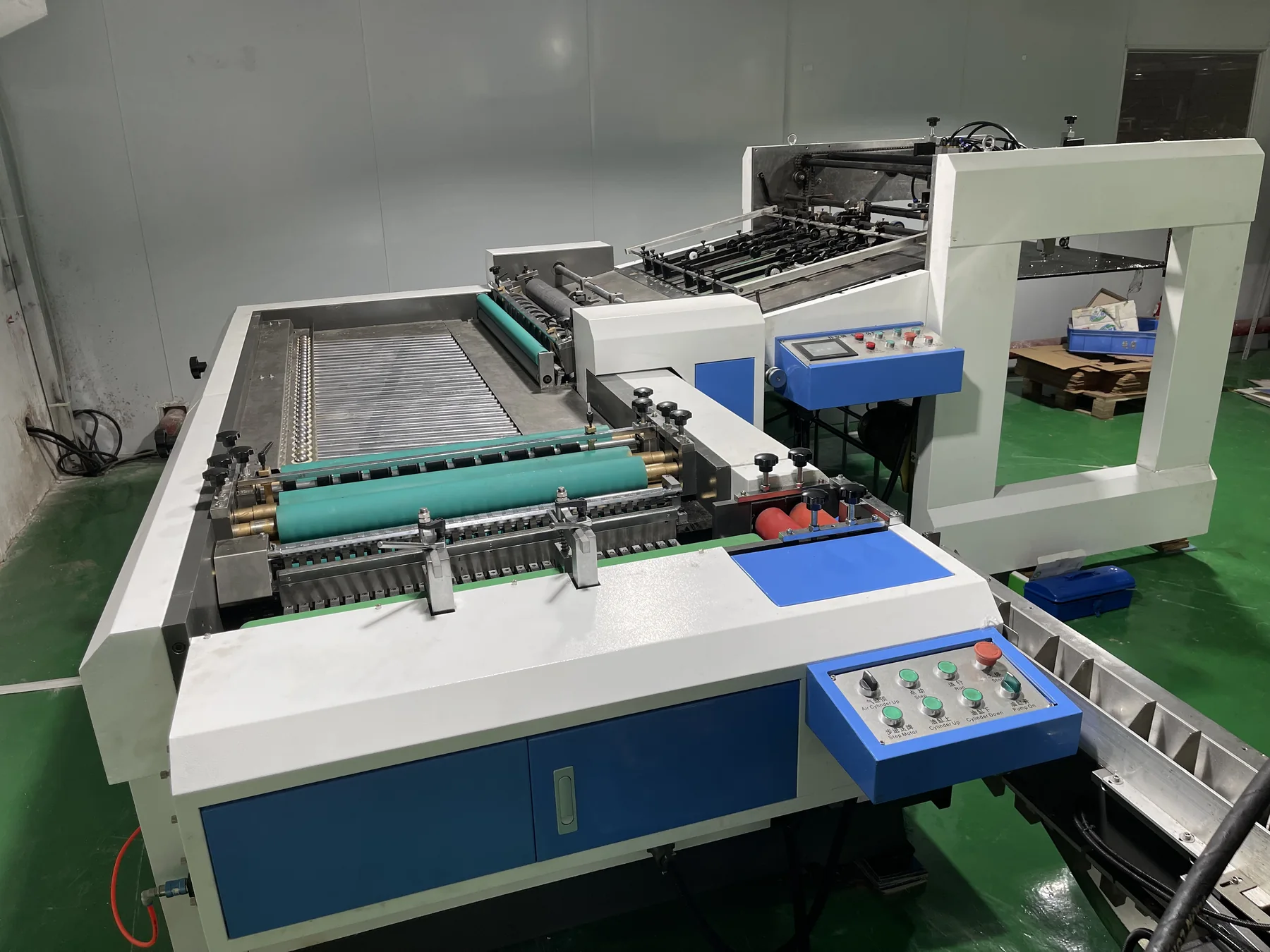 Automatic card sorting machine
