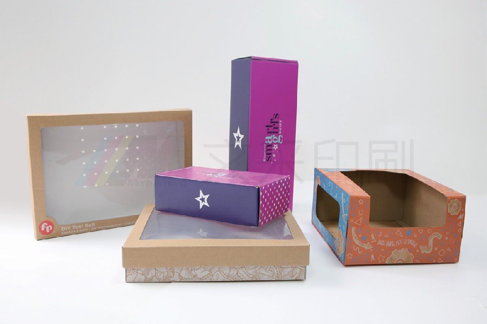 Kraft paper and printed window packaging box examples